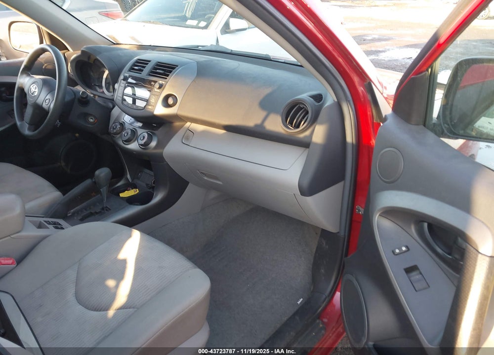 2011 TOYOTA RAV4 VIN: 2T3BF4DV9BW144665