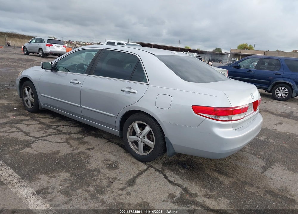 2004 HONDA ACCORD 2.4 EX VIN: 1HGCM56874A133514