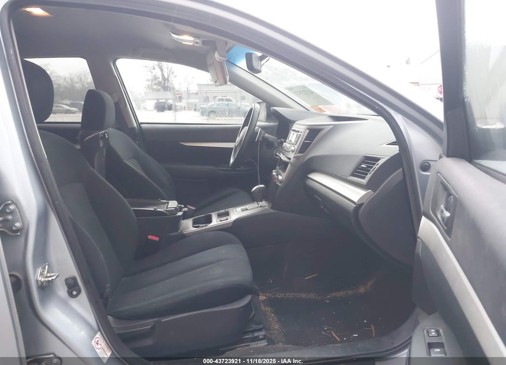 2013 SUBARU OUTBACK 2.5I PREMIUM VIN: 4S4BRCCCXD3279138