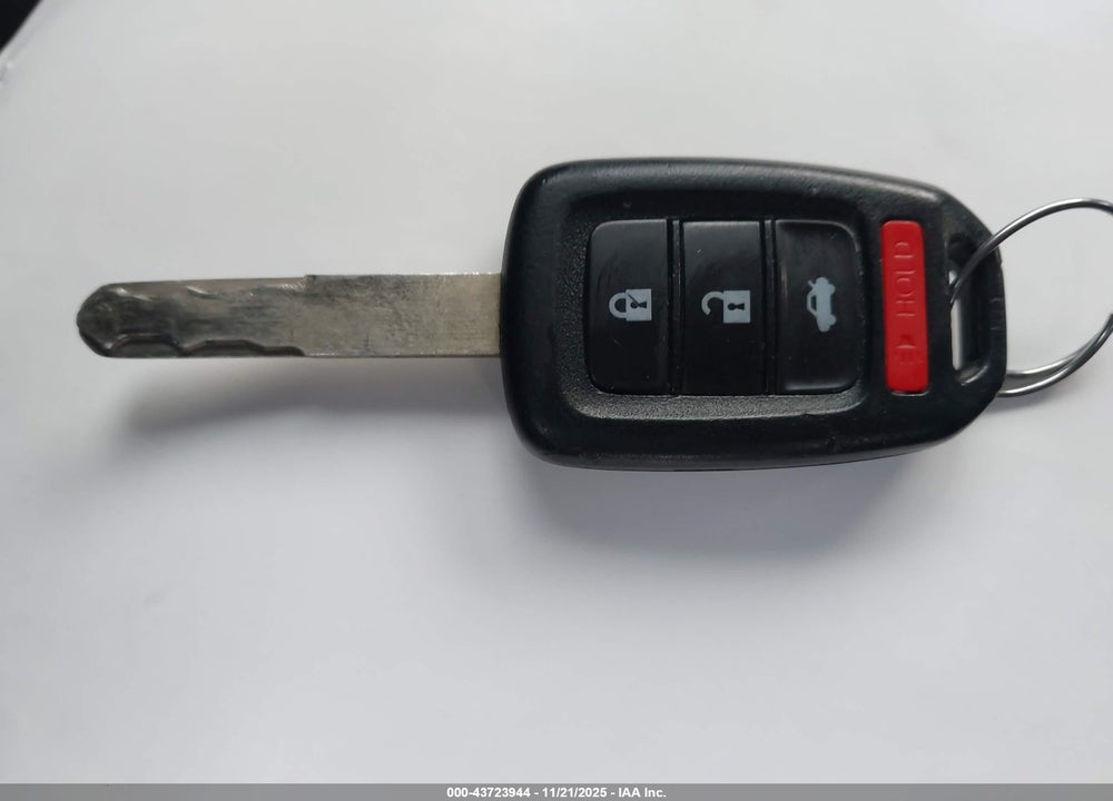 2015 HONDA CIVIC LX VIN: 19XFB2F51FE221819