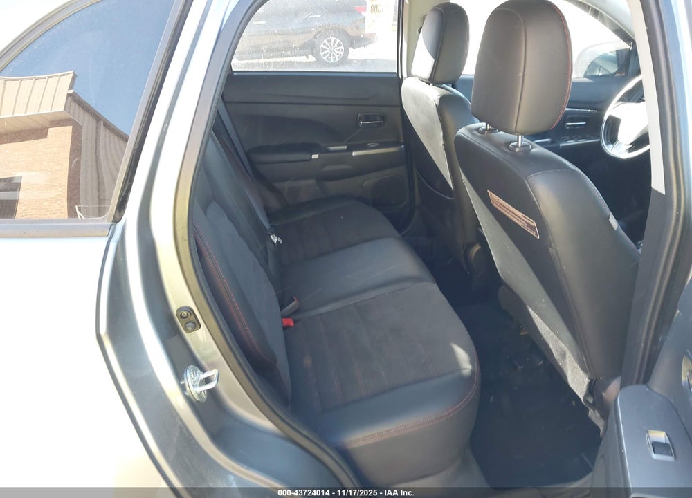 2018 MITSUBISHI OUTLANDER SPORT VIN: JA4AP3AW4JU003654