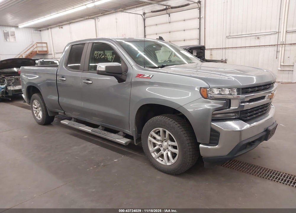 2020 CHEVROLET SILVERADO 1500 4WD DOUBLE CAB STANDARD BED LT VIN: 1GCRYDED2LZ101172