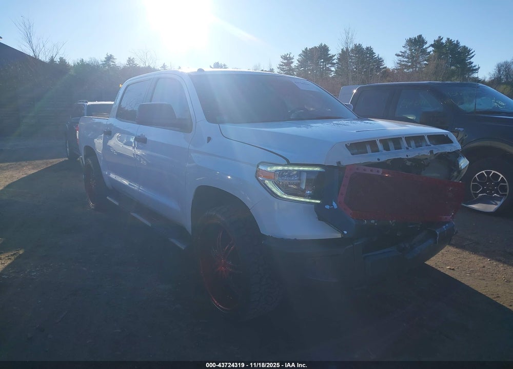 2018 TOYOTA TUNDRA LIMITED 5.7L V8 VIN: 5TFHY5F10JX678006