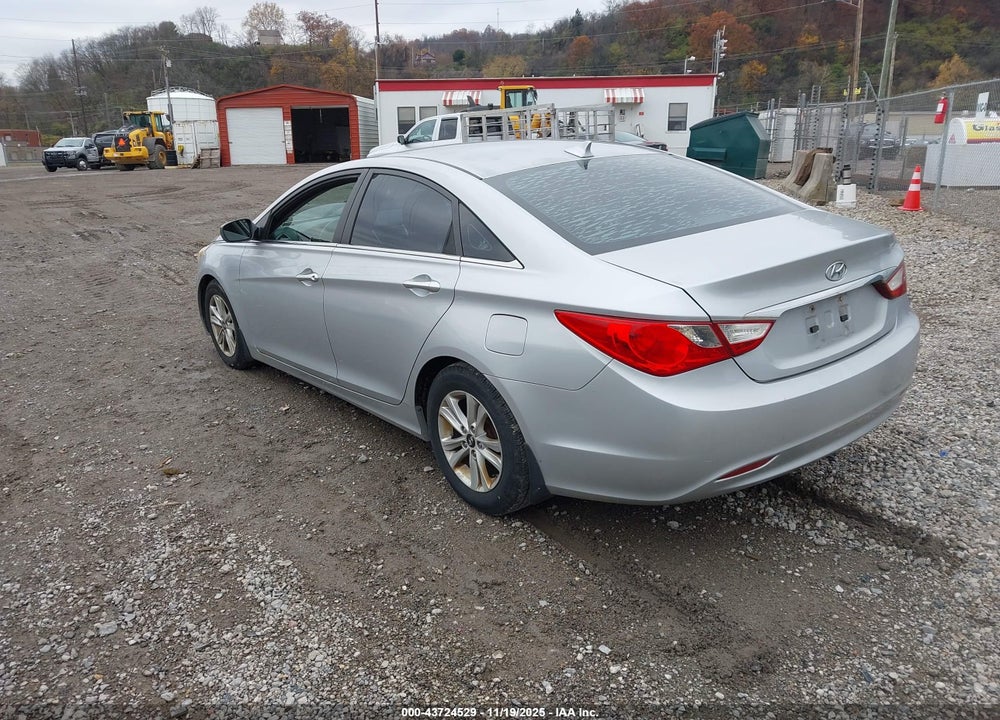 2011 HYUNDAI SONATA GLS VIN: 5NPEB4AC9BH160979