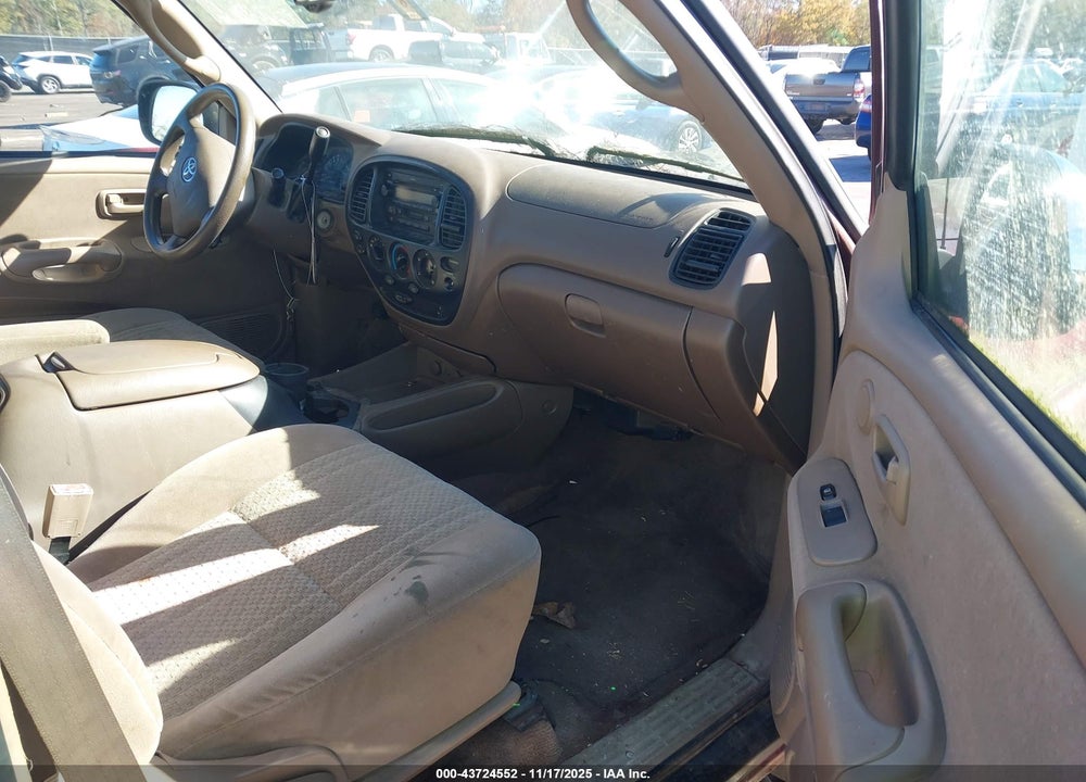 2004 TOYOTA TUNDRA SR5 V8 VIN: 5TBBT44144S452409