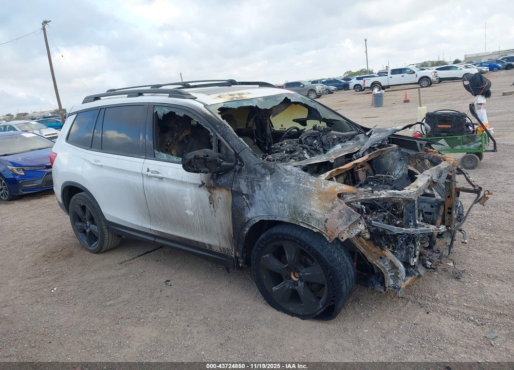 2021 HONDA PASSPORT AWD ELITE VIN: 5FNYF8H09MB002163