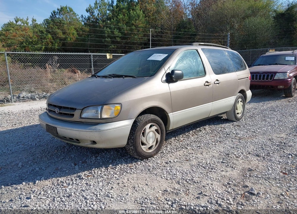 1999 TOYOTA SIENNA XLE VIN: 4T3ZF13C2XU153826