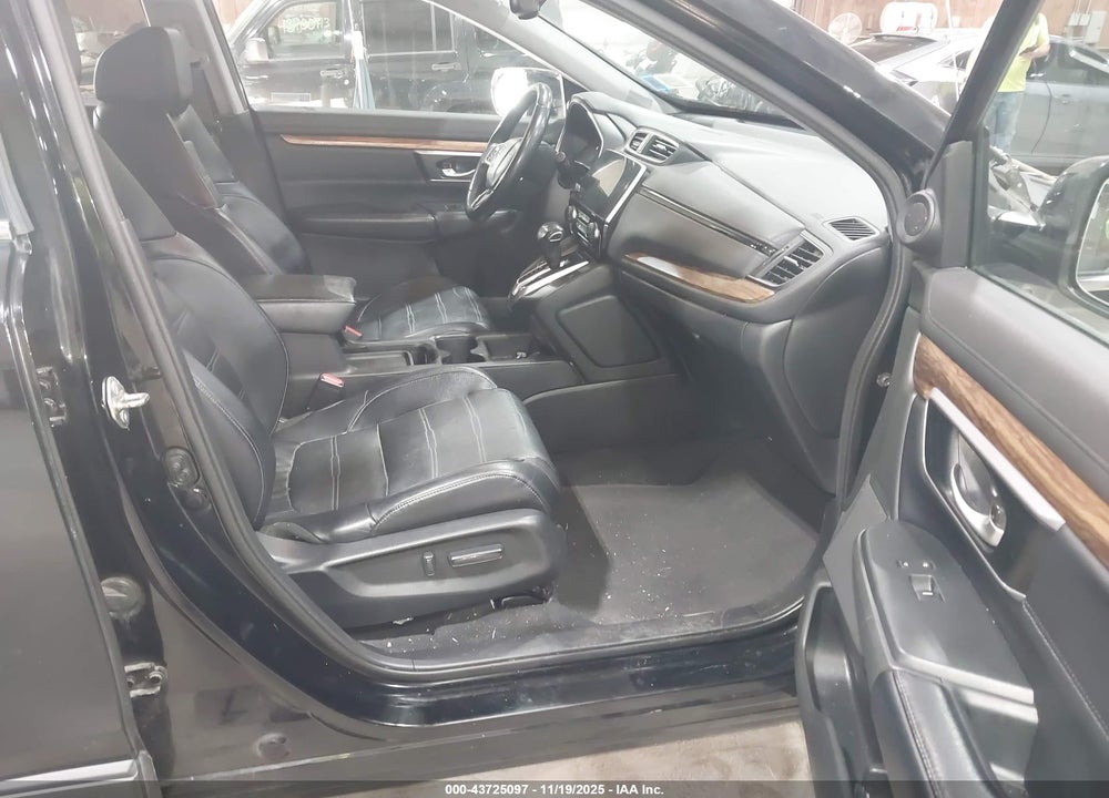 2018 HONDA CR-V VIN: 2HKRW2H8XJH643293