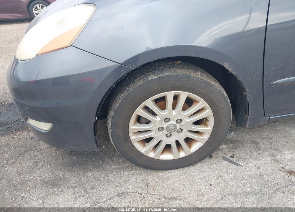 2009 TOYOTA SIENNA XLE VIN: 5TDZK22C19S237823