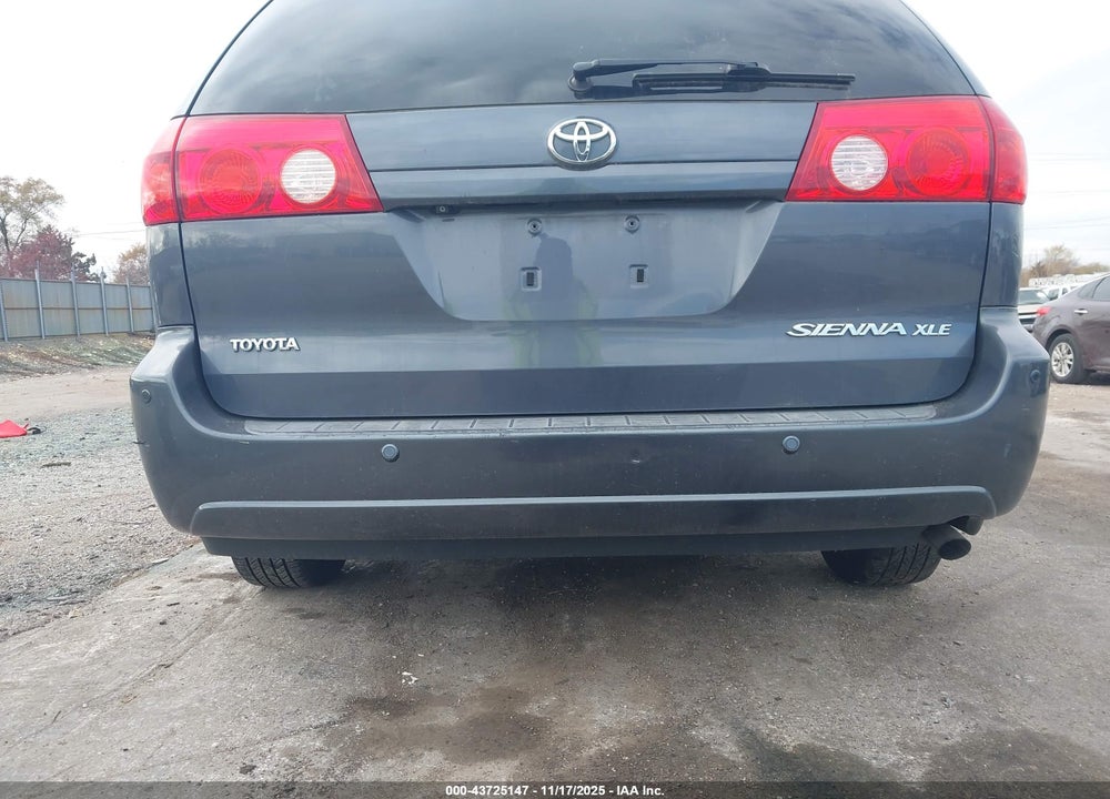 2009 TOYOTA SIENNA XLE VIN: 5TDZK22C19S237823