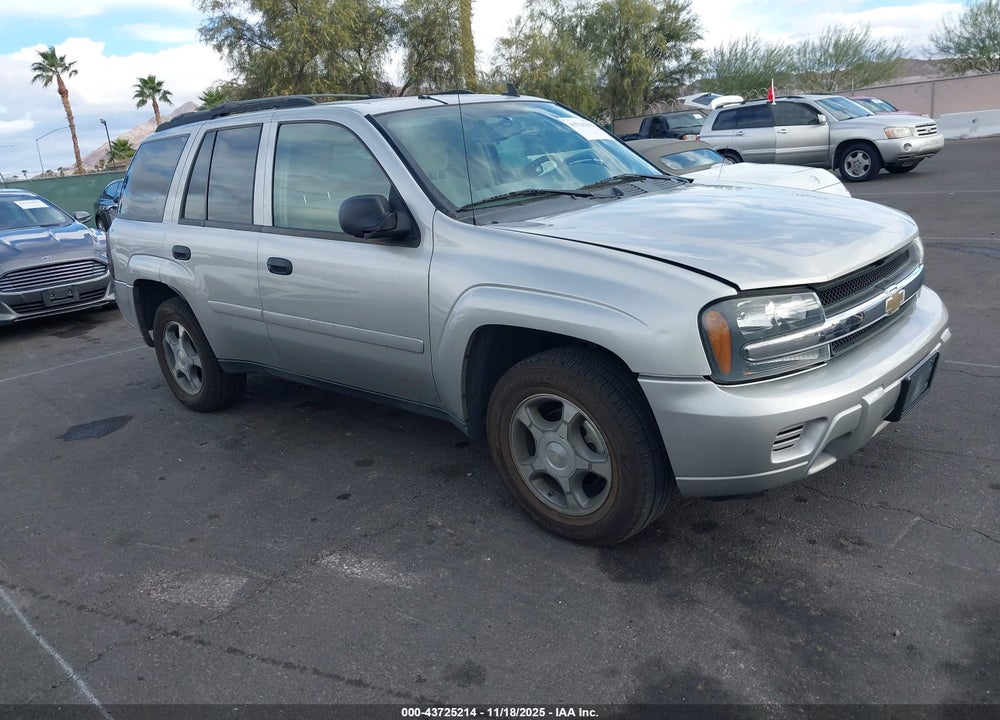 2007 CHEVROLET TRAILBLAZER LS VIN: 1GNDS13S272120662