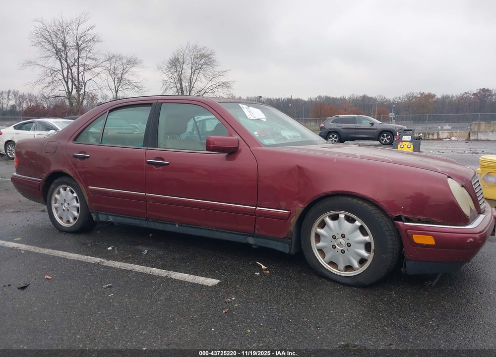 1999 MERCEDES-BENZ E 320 VIN: WDBJF65H5XA905132