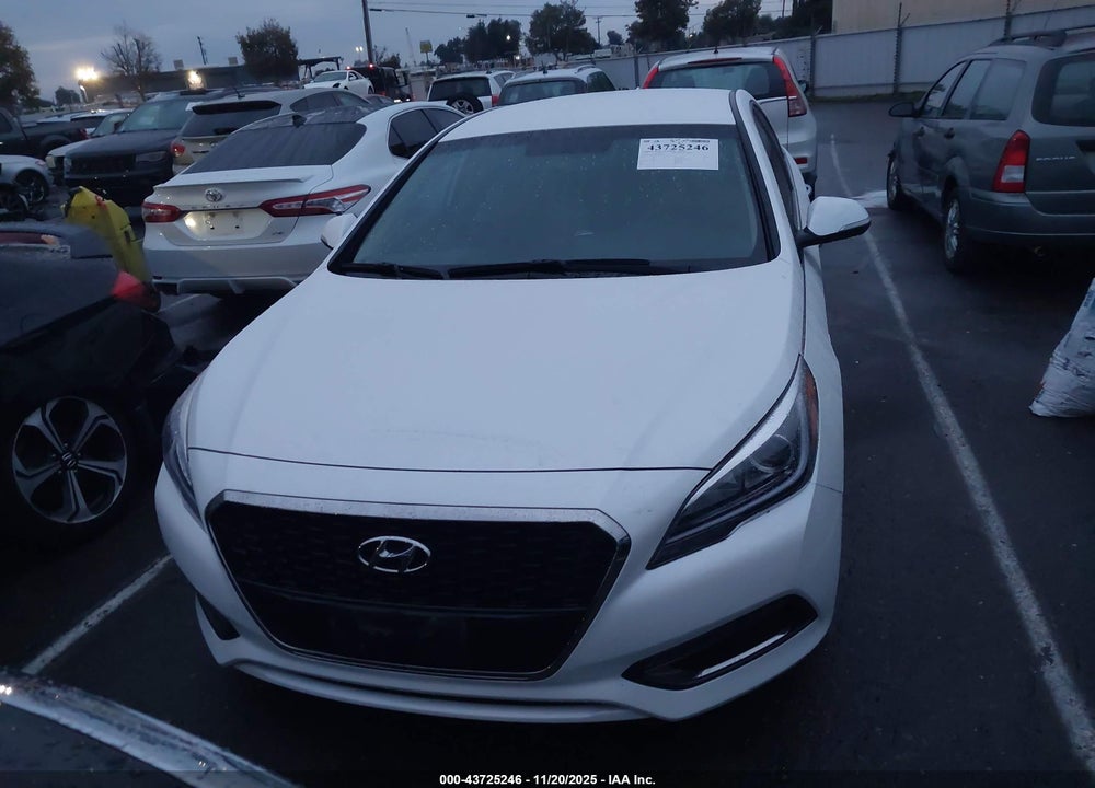 2016 HYUNDAI SONATA HYBRID VIN: KMHE24L1XGA013348