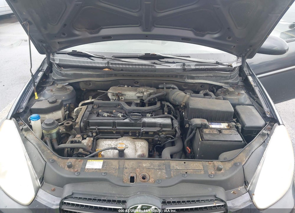 2008 HYUNDAI ACCENT GLS VIN: KMHCN46CX8U258520
