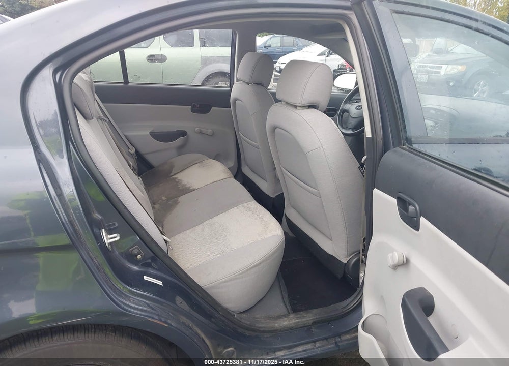 2008 HYUNDAI ACCENT GLS VIN: KMHCN46CX8U258520