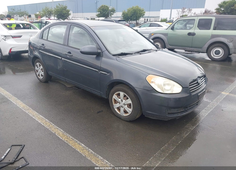2008 HYUNDAI ACCENT GLS VIN: KMHCN46CX8U258520