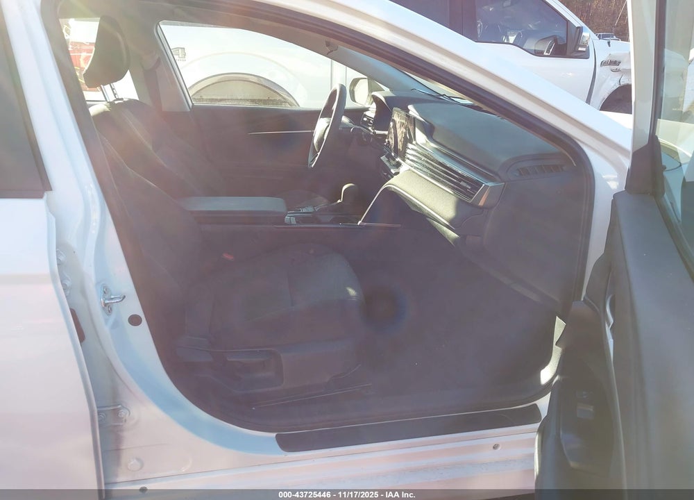 2025 TOYOTA CAMRY VIN: 4T1DAACK5SU551260