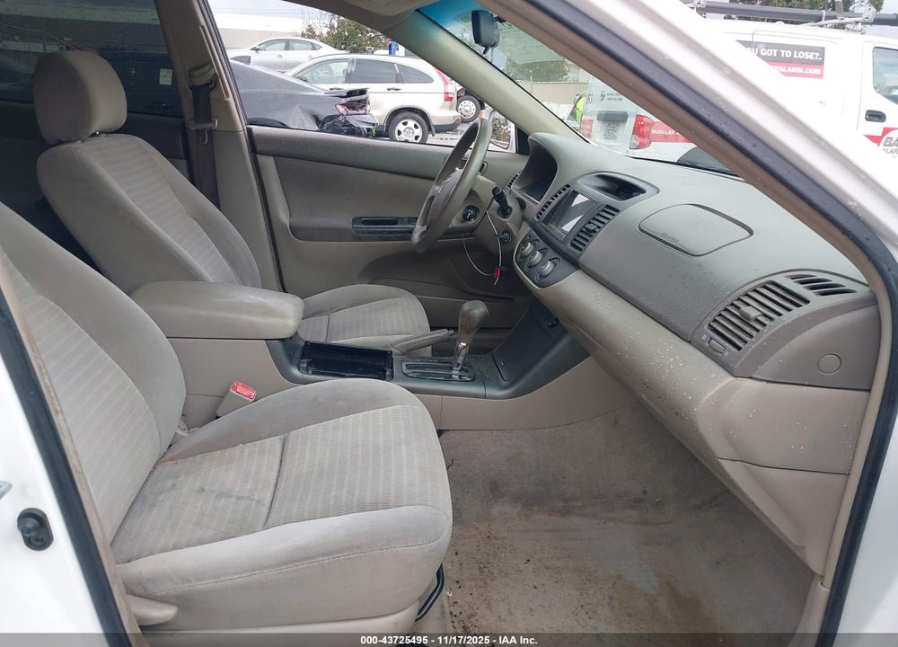 2005 TOYOTA CAMRY LE VIN: 4T1BE32K65U027869