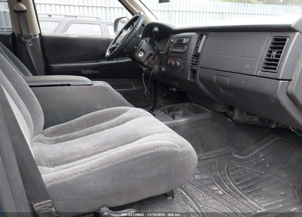 2002 DODGE DAKOTA SPORT VIN: 1B7HG38N62S687590