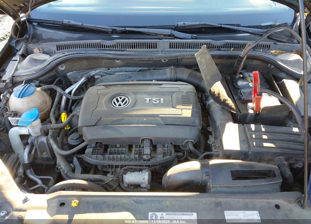 2014 VOLKSWAGEN JETTA 1.8T SE VIN: 3VWD17AJ8EM384514