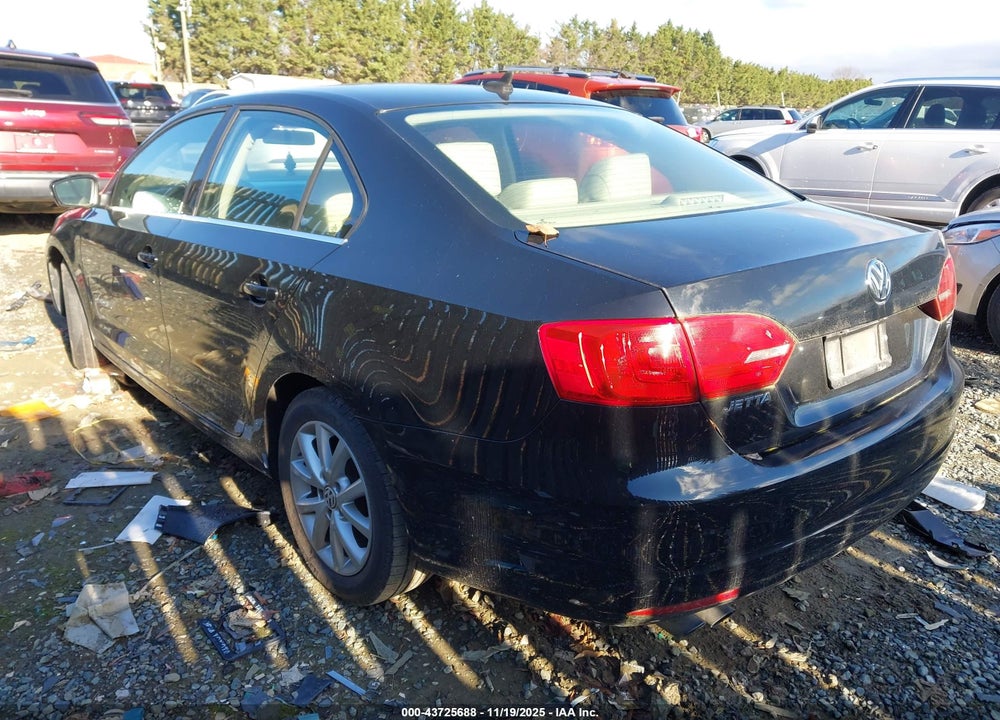 2014 VOLKSWAGEN JETTA 1.8T SE VIN: 3VWD17AJ8EM384514