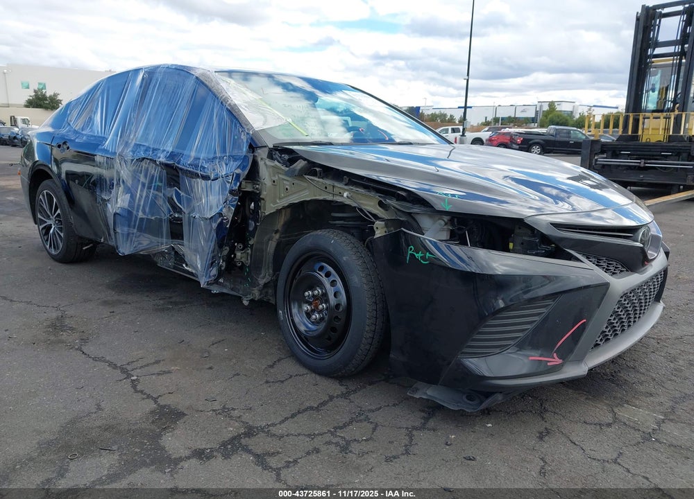2020 TOYOTA CAMRY SE VIN: 4T1G11AK4LU981525