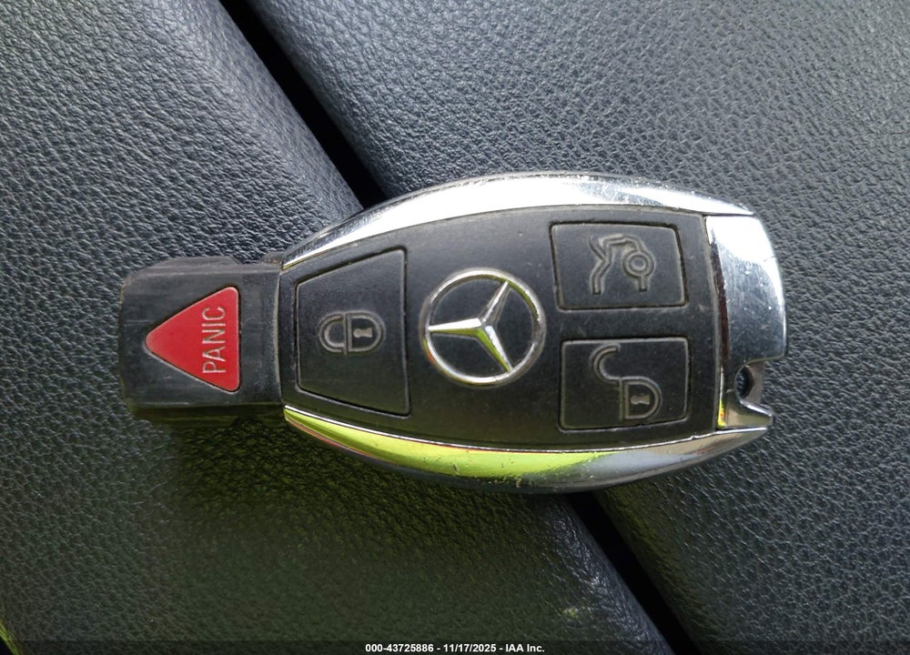2011 MERCEDES-BENZ GLK 350 4MATIC VIN: WDCGG8HB0BF682046