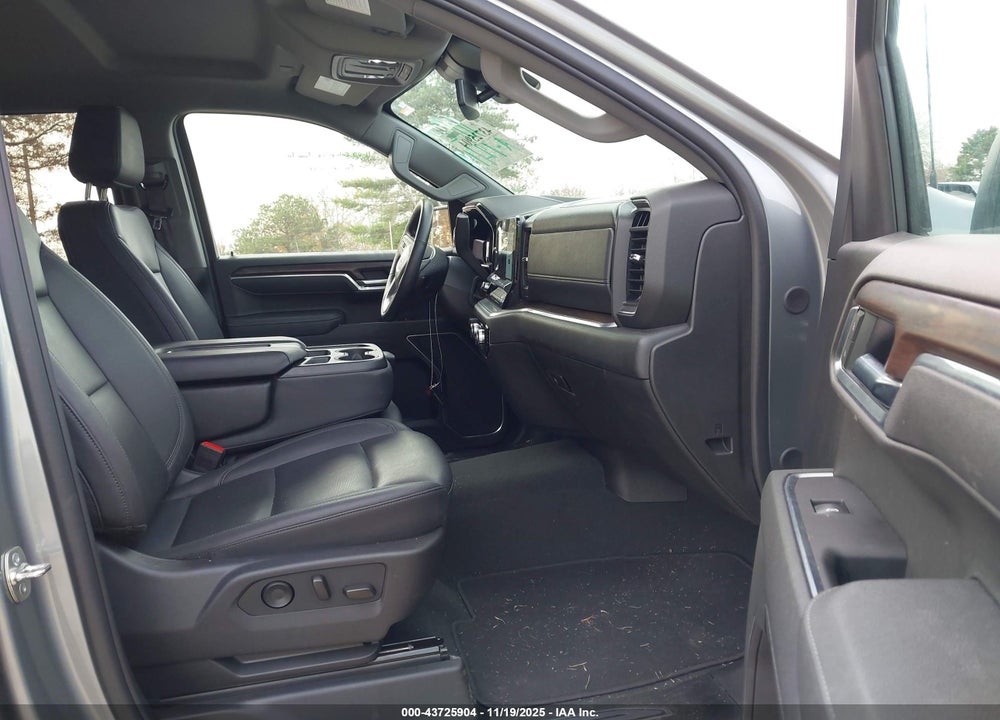 2025 GMC SIERRA 1500 2WD SHORT BOX SLT VIN: 1GTPHDED9SZ191166