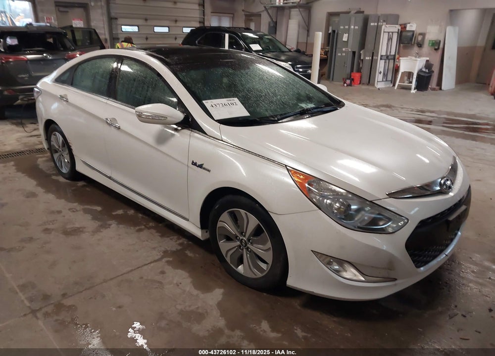 2015 HYUNDAI SONATA HYBRID LIMITED VIN: KMHEC4A48FA128264