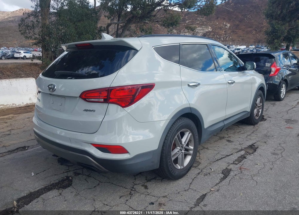 2017 HYUNDAI SANTA FE VIN: 5NMZU3LB9HH007292
