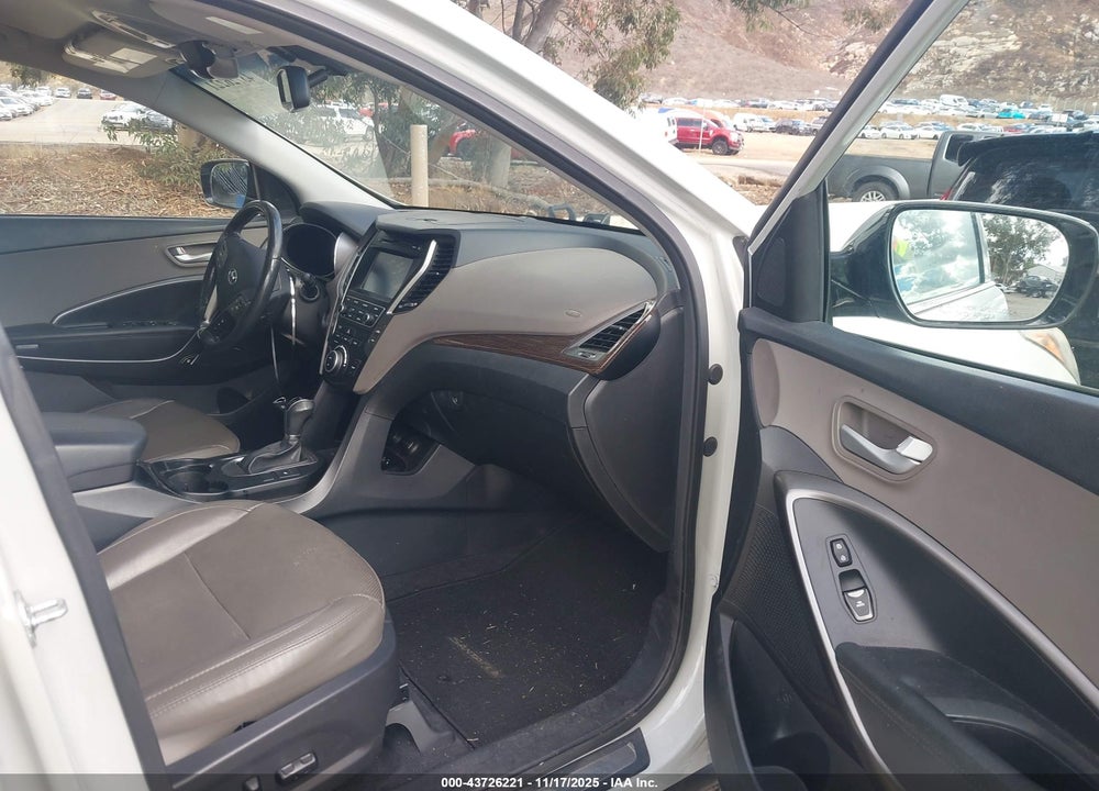 2017 HYUNDAI SANTA FE VIN: 5NMZU3LB9HH007292