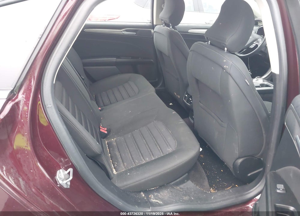 2017 FORD FUSION SE VIN: 3FA6P0H75HR109157