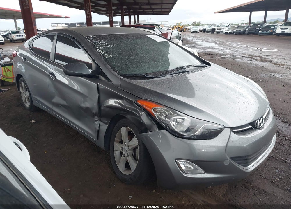 2013 HYUNDAI ELANTRA GLS VIN: KMHDH4AE8DU911473