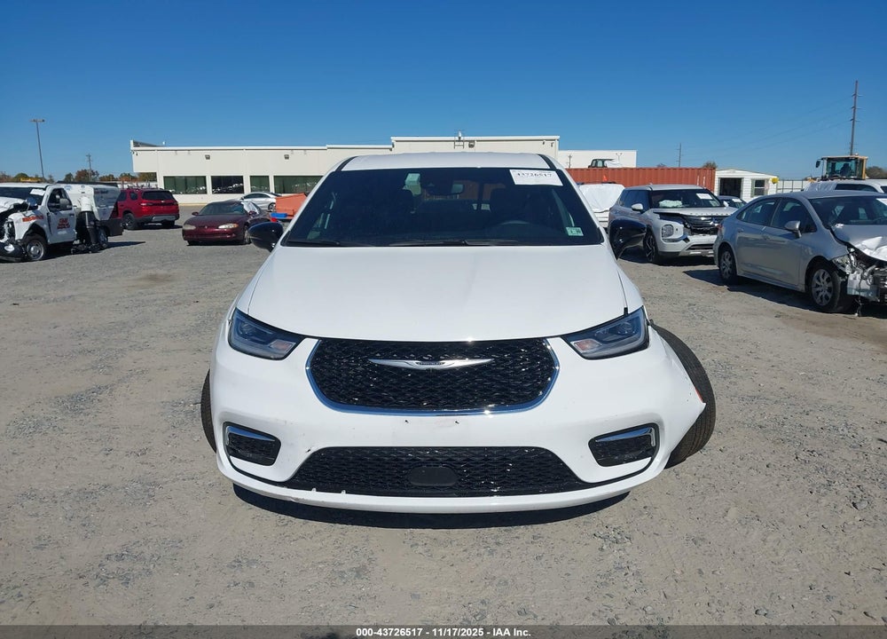 2025 CHRYSLER PACIFICA SELECT VIN: 2C4RC1BG3SR552714