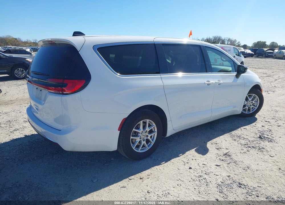 2025 CHRYSLER PACIFICA SELECT VIN: 2C4RC1BG3SR552714