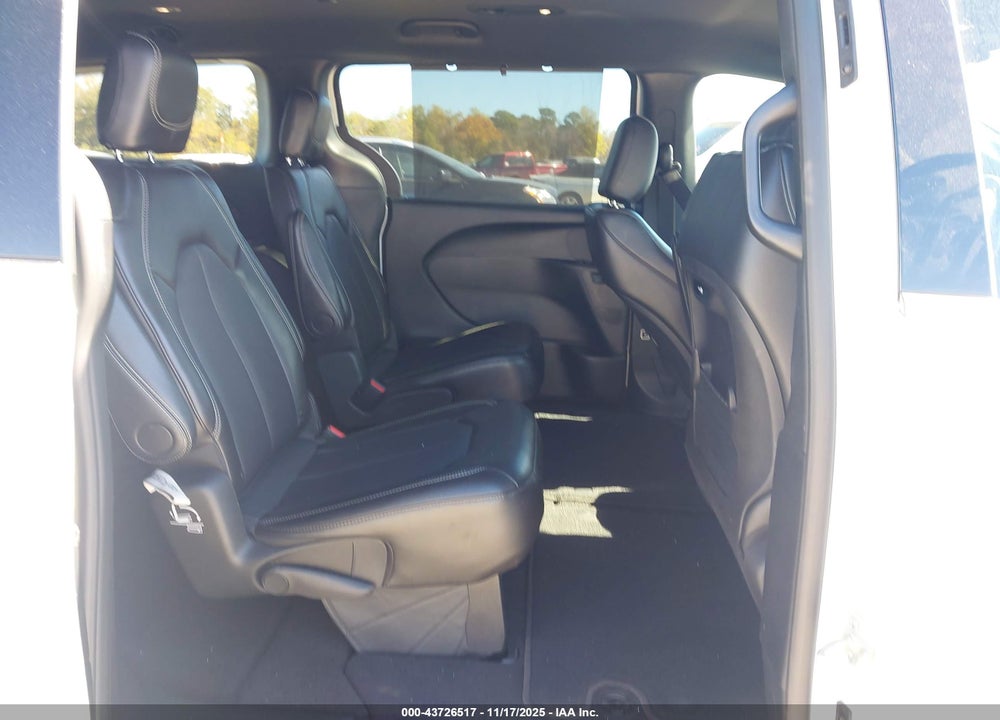 2025 CHRYSLER PACIFICA SELECT VIN: 2C4RC1BG3SR552714