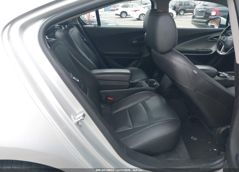 2015 CHEVROLET VOLT VIN: 1G1RD6E44FU142680