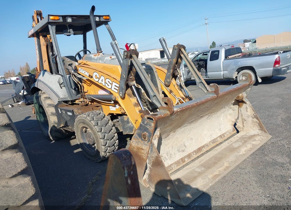 2018 CASE 580N LOADER VIN: JJGN58EPCJC750233