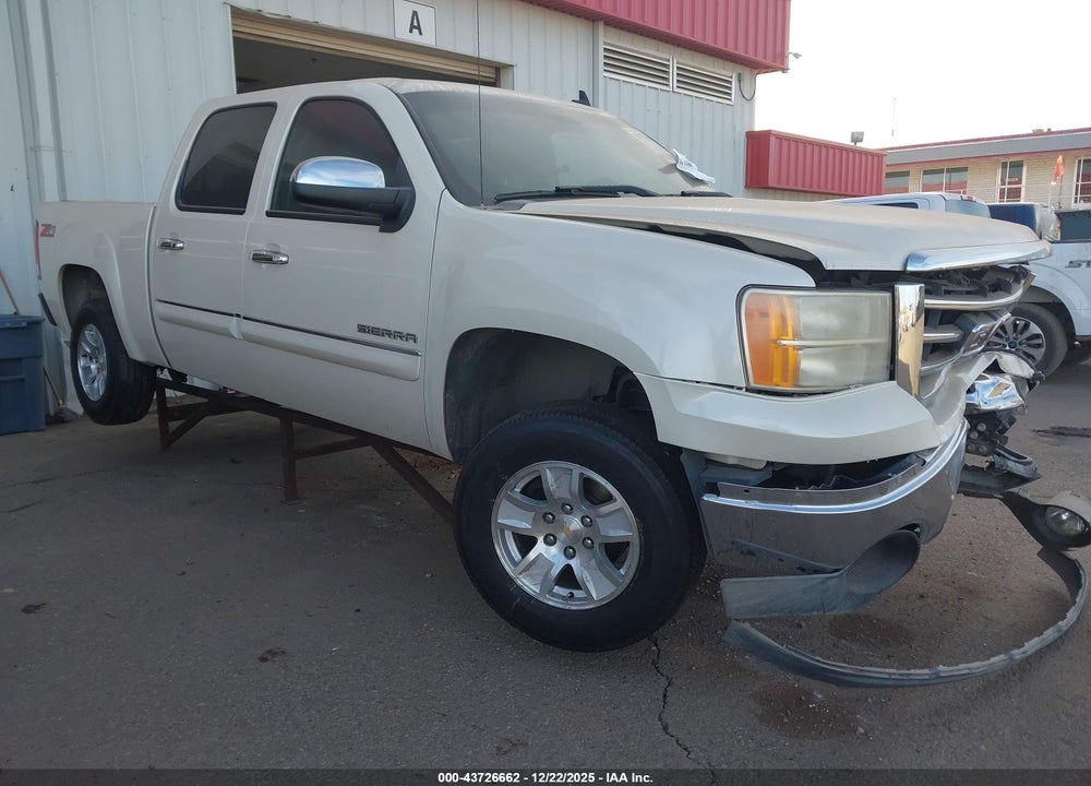 2013 GMC SIERRA 1500 SLE VIN: 3GTP1VE05DG285572
