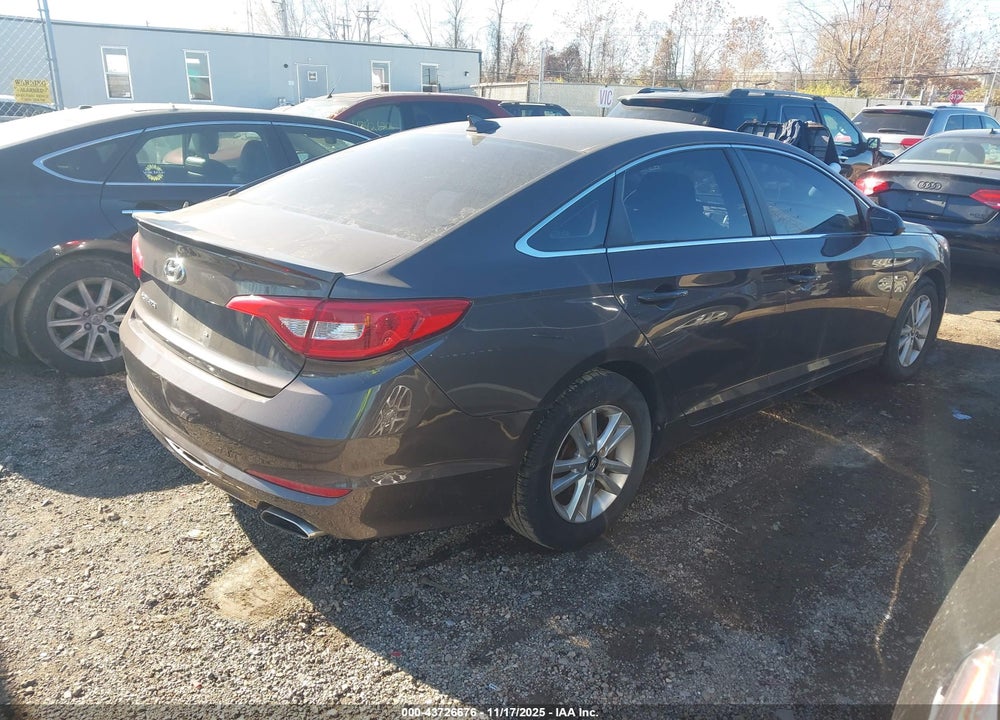 2017 HYUNDAI SONATA VIN: 5NPE24AF7HH569453