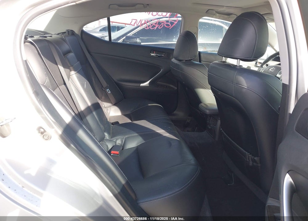 2011 LEXUS IS 250 VIN: JTHBF5C29B5132955