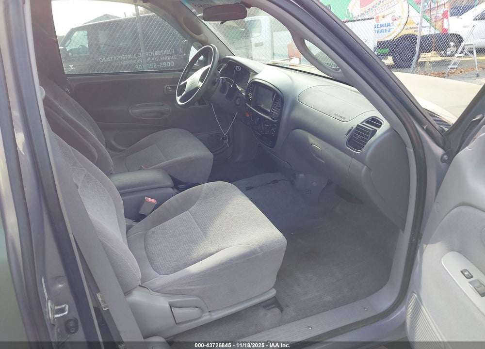 2000 TOYOTA TUNDRA LTD V8 VIN: 5TBBT4819YS025923