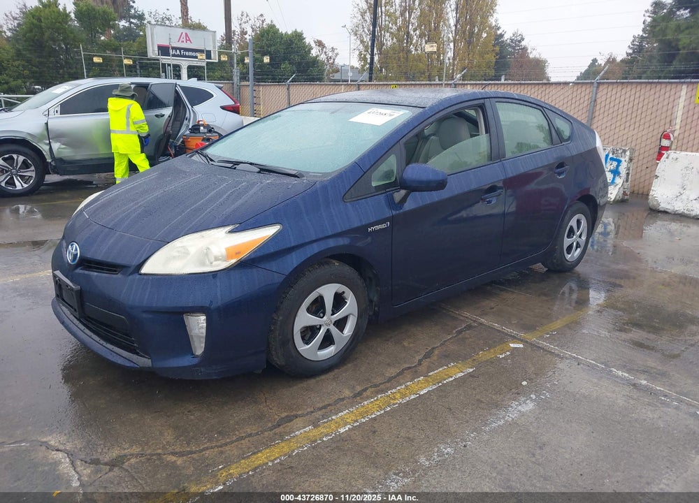 2012 TOYOTA PRIUS THREE VIN: JTDKN3DUXC1572927