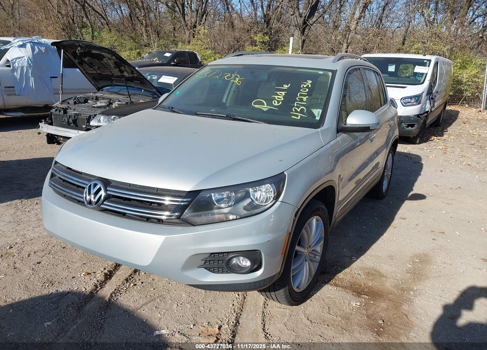2015 VOLKSWAGEN TIGUAN VIN: WVGBV7AX1FW604950