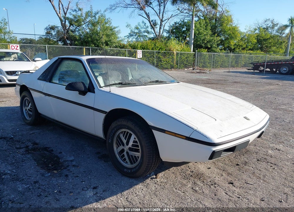 1984 PONTIAC FIERO SE VIN: 1G2AF37R5EP250197