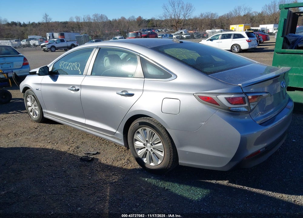 2017 HYUNDAI SONATA HYBRID SE VIN: KMHE24L10HA043525