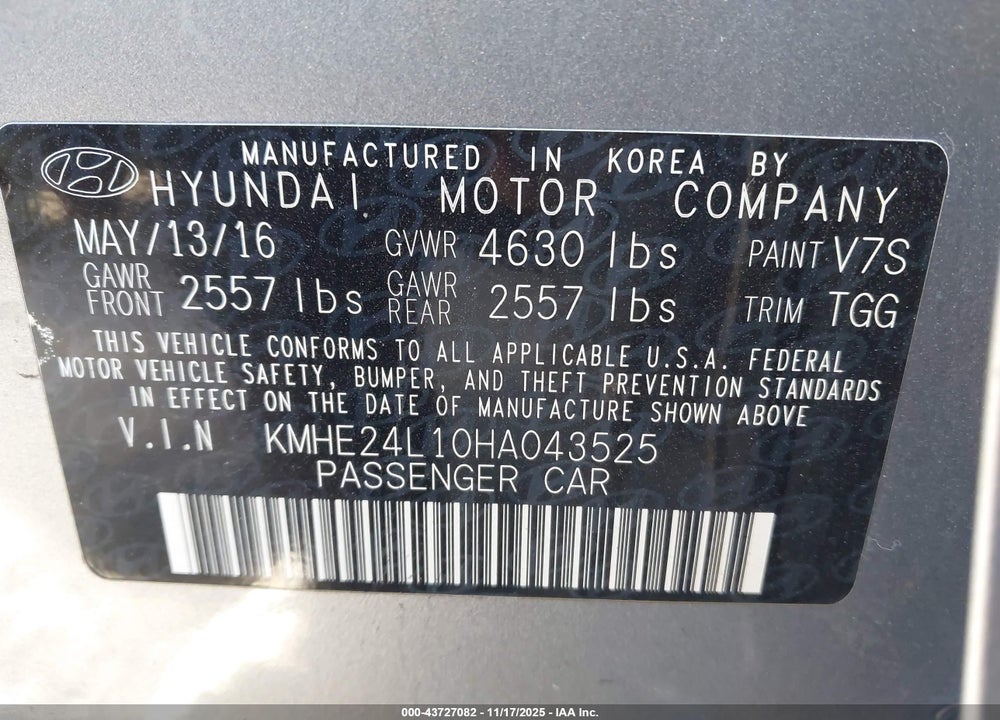 2017 HYUNDAI SONATA HYBRID SE VIN: KMHE24L10HA043525
