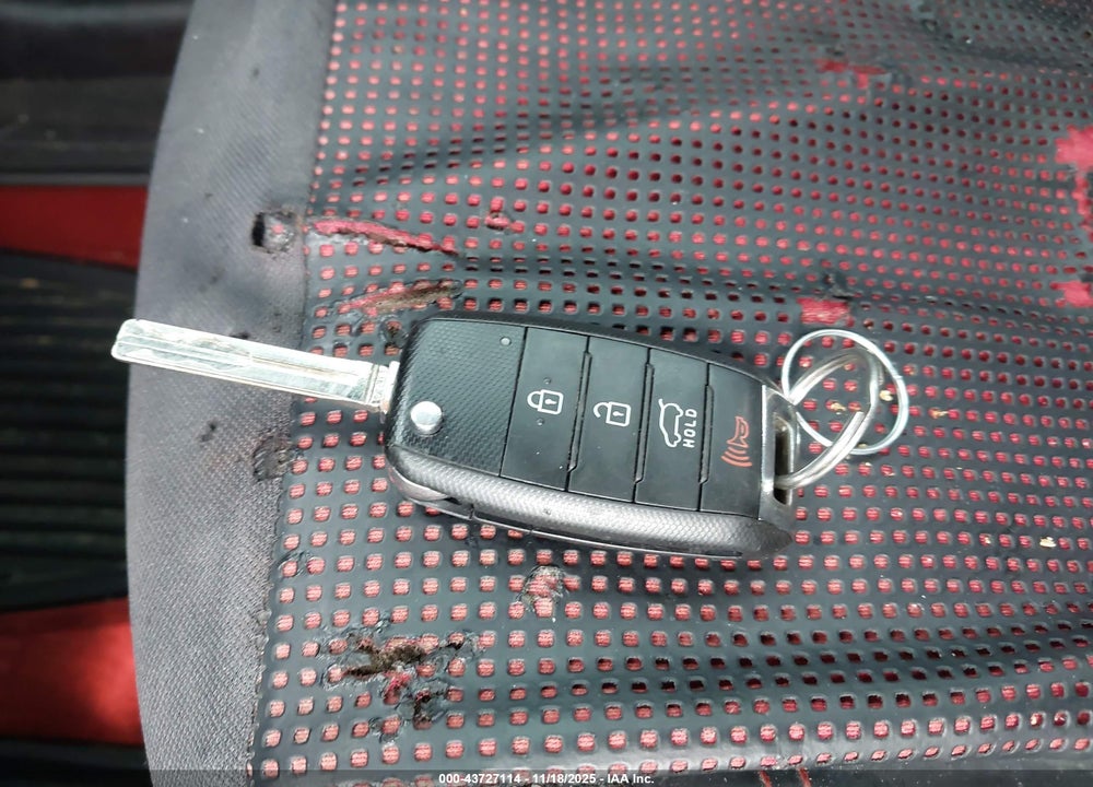 2014 KIA SOUL VIN: KNDJN2A2XE7050887