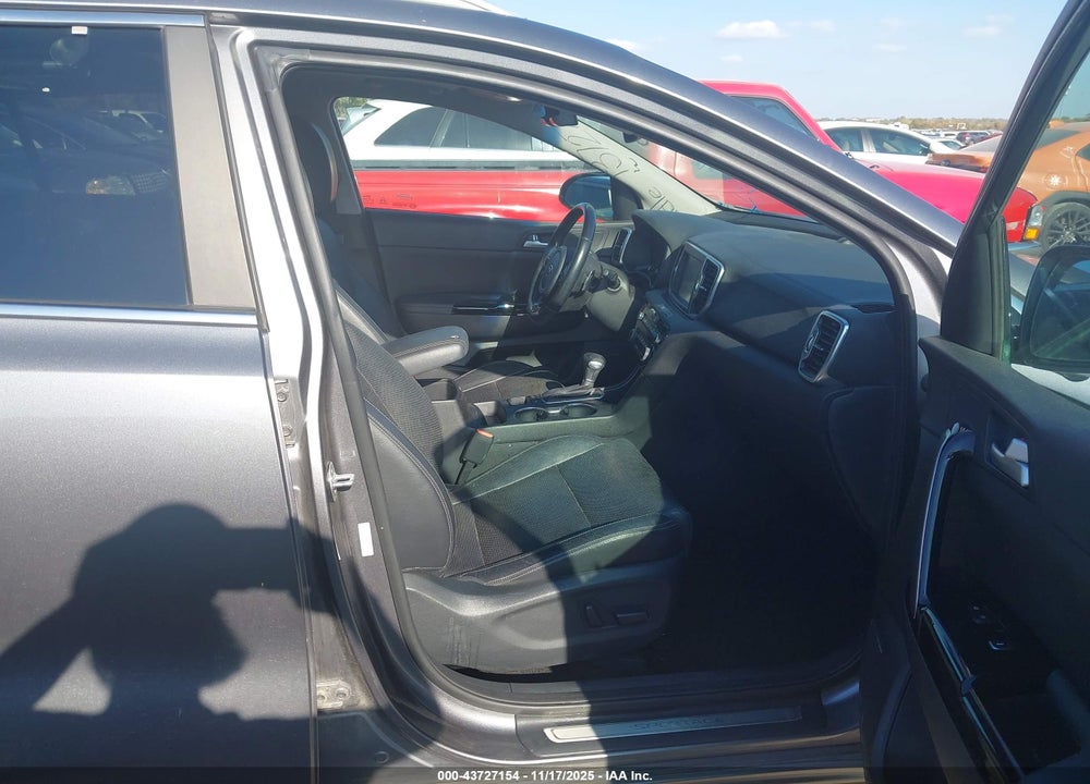 2017 KIA SPORTAGE VIN: KNDPR3A62H7128476