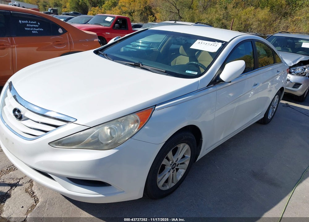 2011 HYUNDAI SONATA VIN: 5NPEB4AC8BH078046